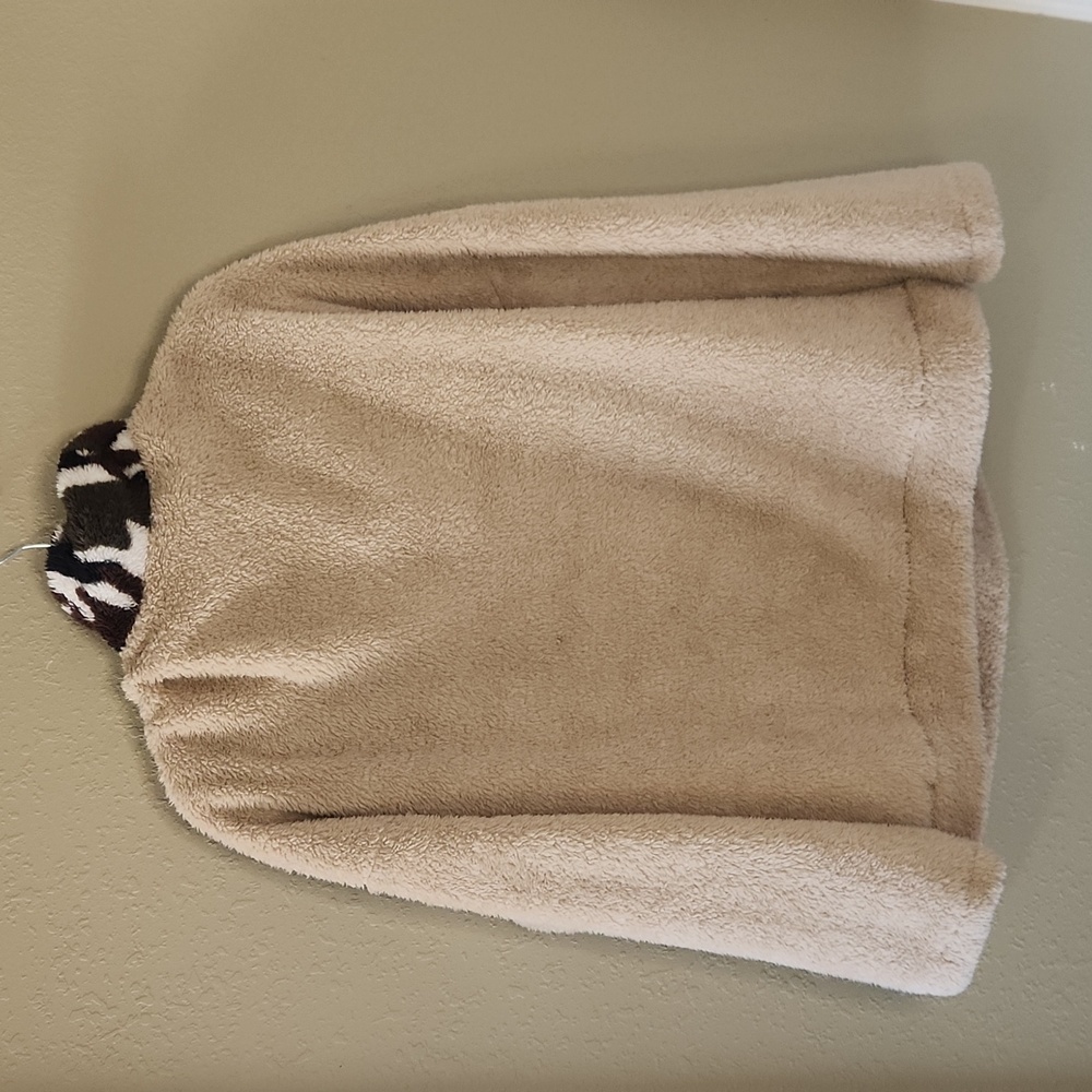 Angashion Beige and Brown Women's Camo Jacket. - Picture 5 of 5